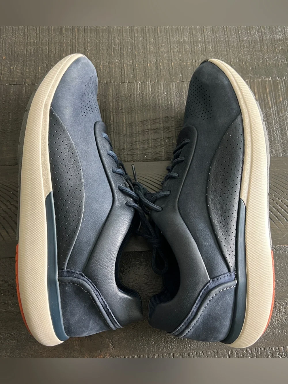 Clarks Unstructured Navy Leather Walking Sneakers Quiet Luxury Comfort Shoes 11